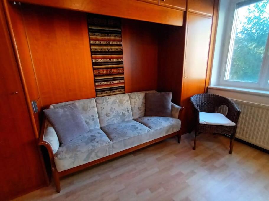 Modernes Apartment In Wien Esterno foto