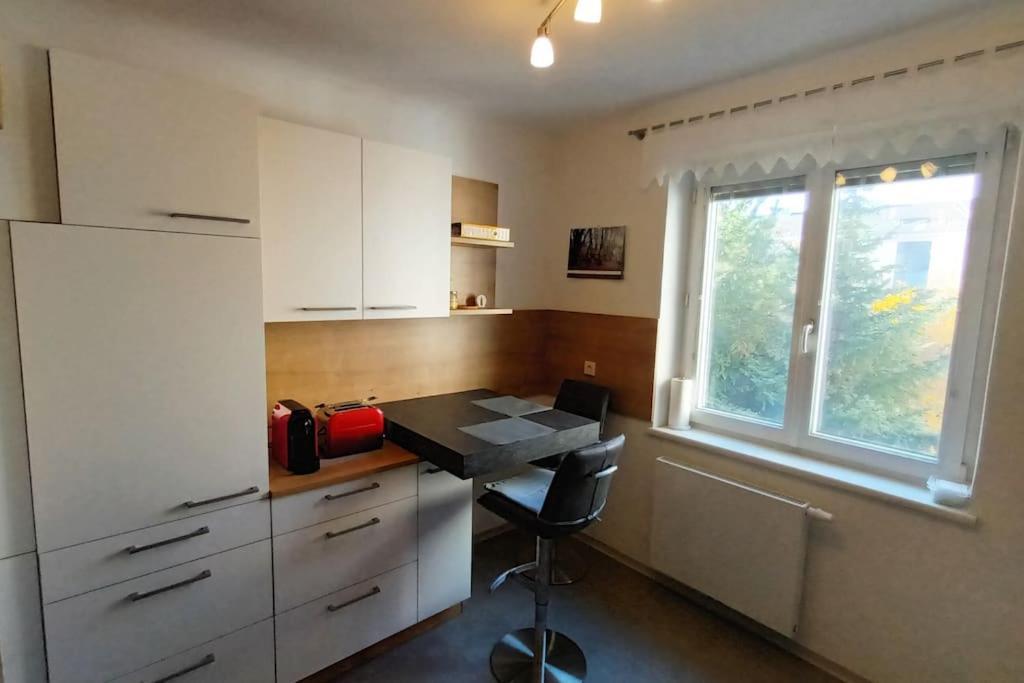 Modernes Apartment In Wien Esterno foto